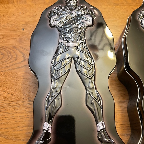 Four Black Panther Tins - Picture 2 of 13